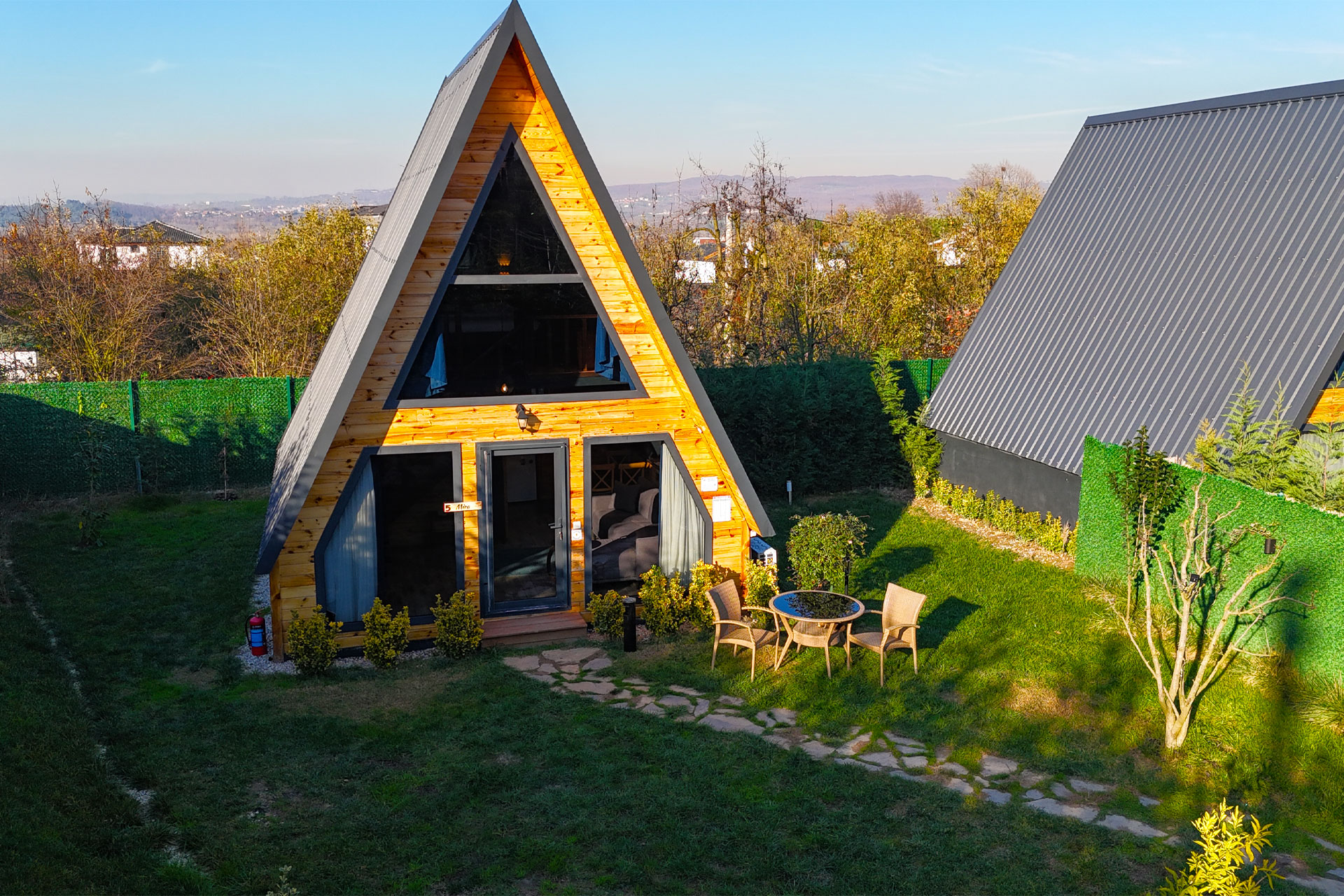 MİRA | Müstakil Bahçeli ve Jakuzili