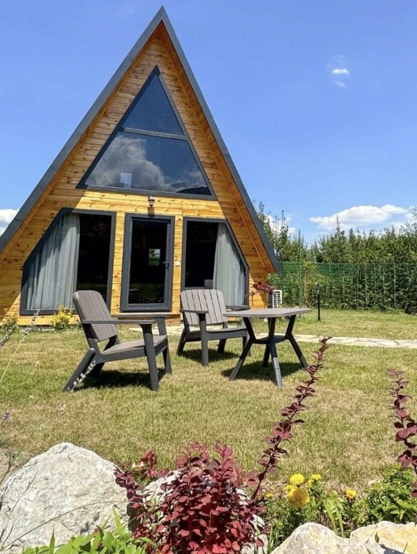 Sapanca Kartepe müstakil bahçeli jakuzili bungalov dış görünüm